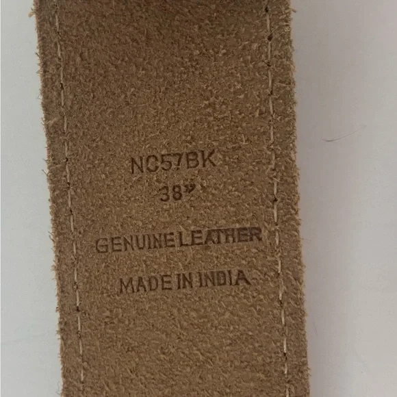 Western leather belt, solid metal buckle- American flag etching.size 38 … - Picture 4 of 11